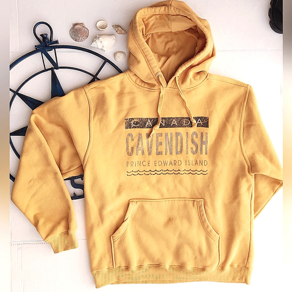 🍁 FUNDY Cavendish Prince Edward Island, Canada, XL Yellow Hoodie Kangaroo Pouch